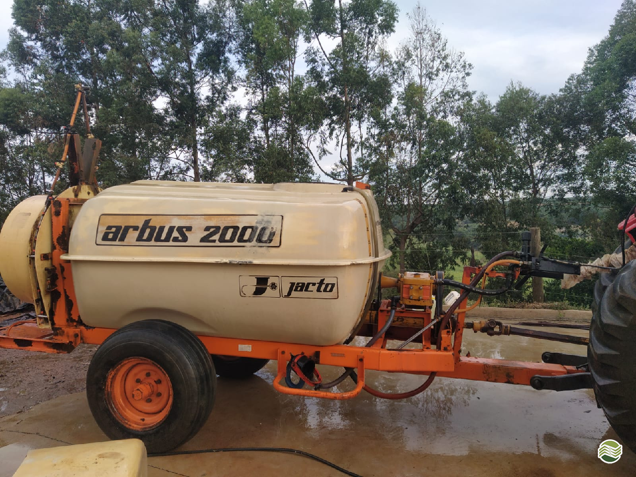 PULVERIZADOR JACTO ARBUS 2000 Arrasto Marcão Tratores UBERABA MINAS GERAIS MG
